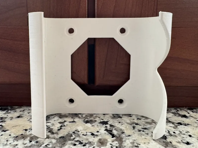 GL.iNet Beryl AX (GL-MT3000) wall mount