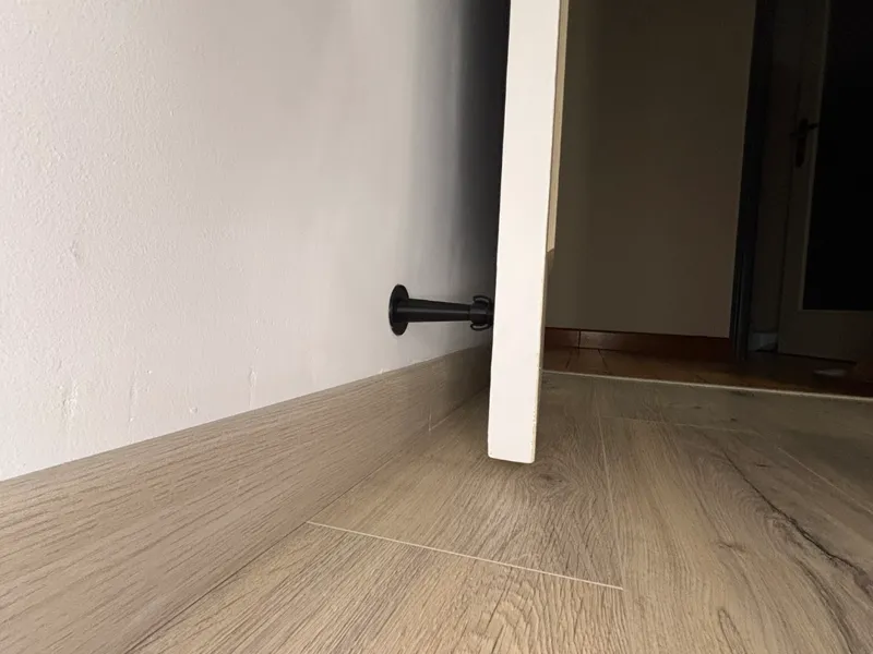 Door stopper / holder