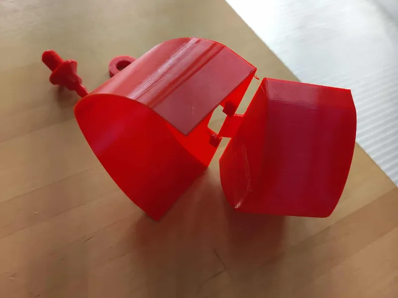 Wall mounted float valve