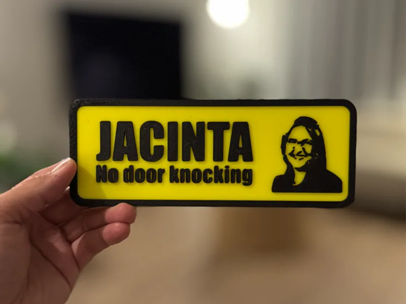 Jacinta - Do no knock door signage