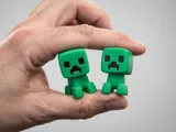 Фигурка Creeper от Minecraft с въртяща се глава