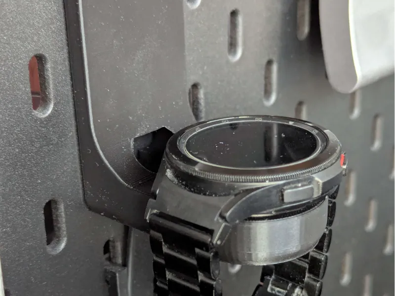 Samsung Galaxy Watch (4) charger holder for Skadis