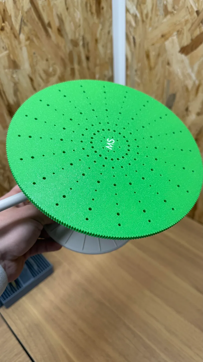 Airbrush rotary - turntable with helping handle view 3