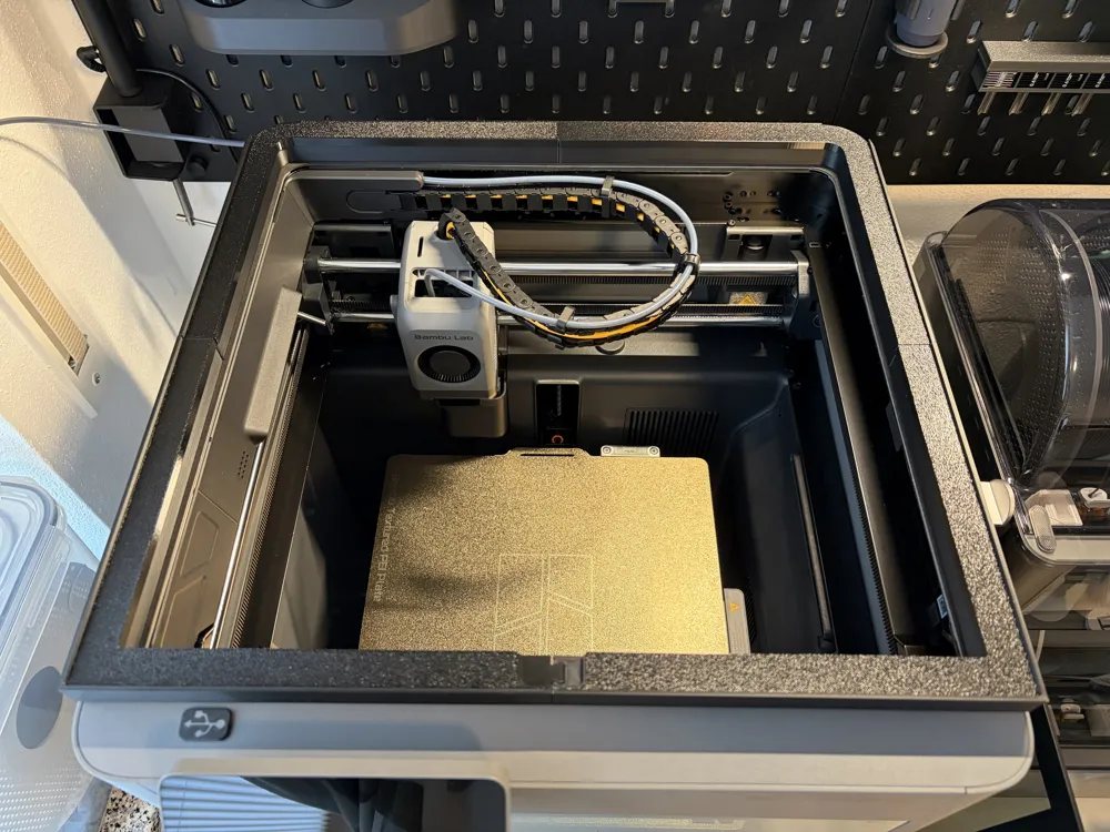 P2S Riser - Slider - New: with TPU Inlay - Free 3D Print Model - MakerWorld