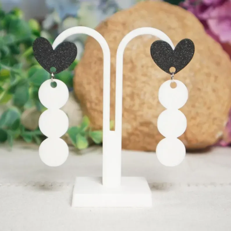 Pendientes elegantes de corazón view 2