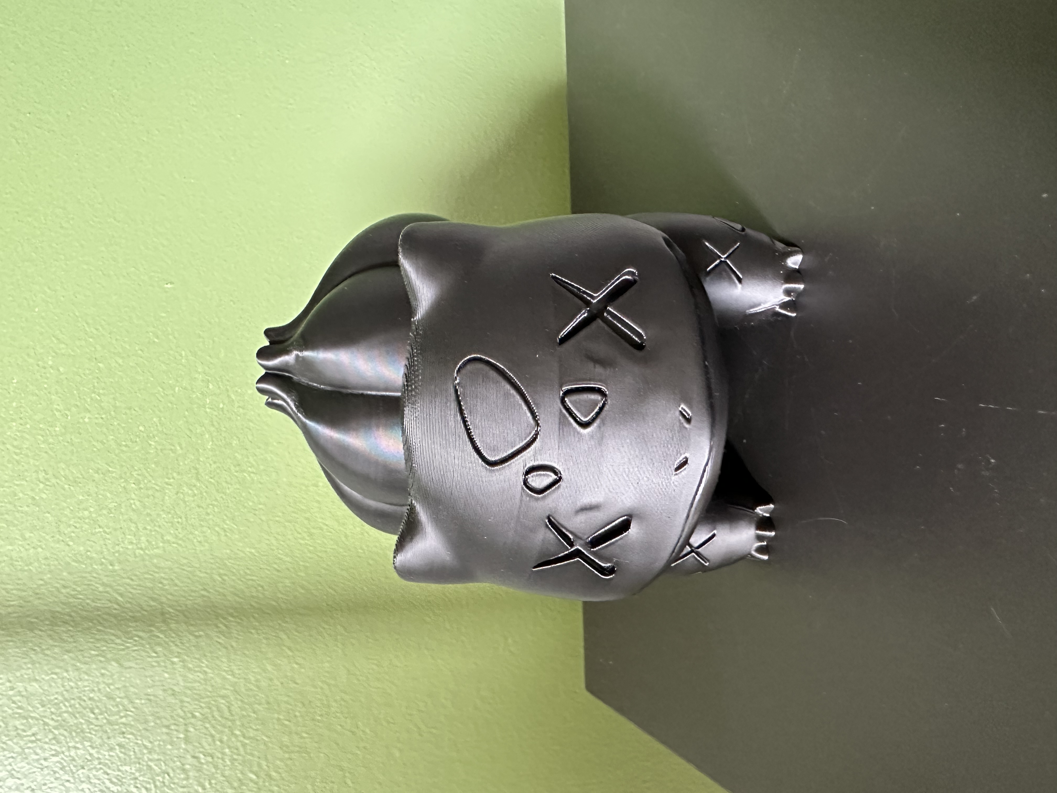 Miniatura 1 do modelo 3D KAWS x Bulbasaur