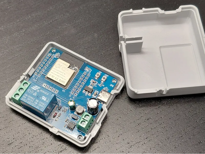 ESP32-C6-Relay-X1 Wall-Mount Enclosure 