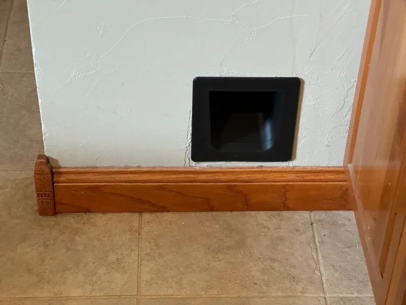 Cat / Small Pet Door