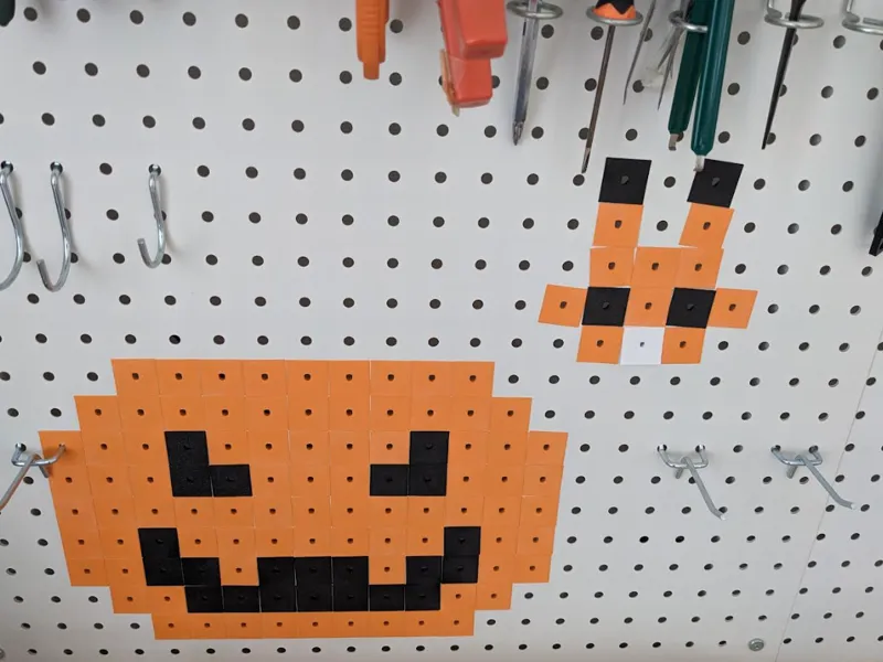PegPalette