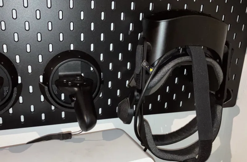 vr headset stand