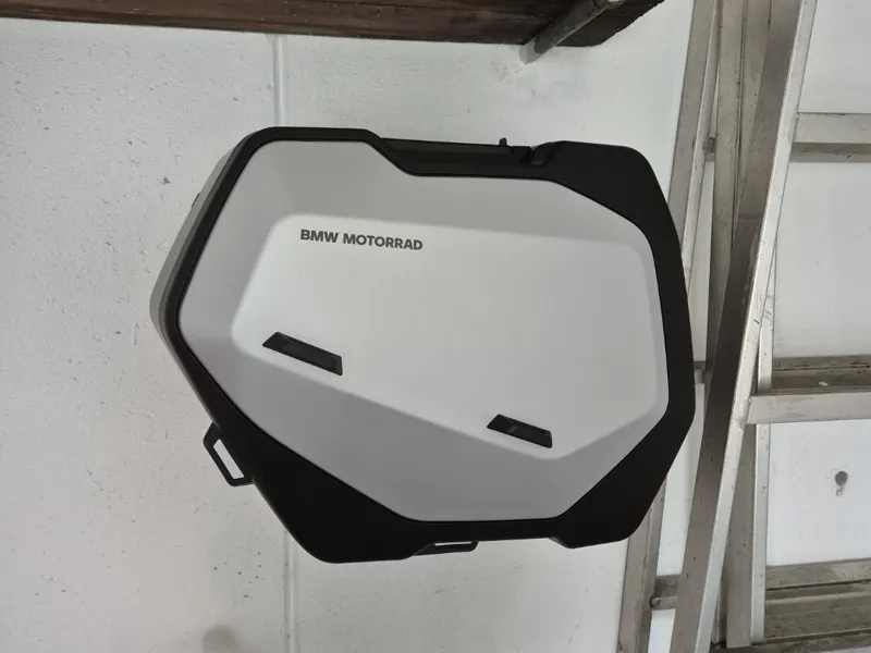 BMW R 1300 GS case holder