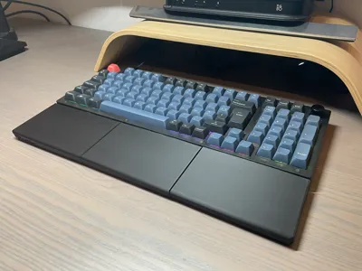 Angled Palm Rest (3-Part Design - Keychron V5)