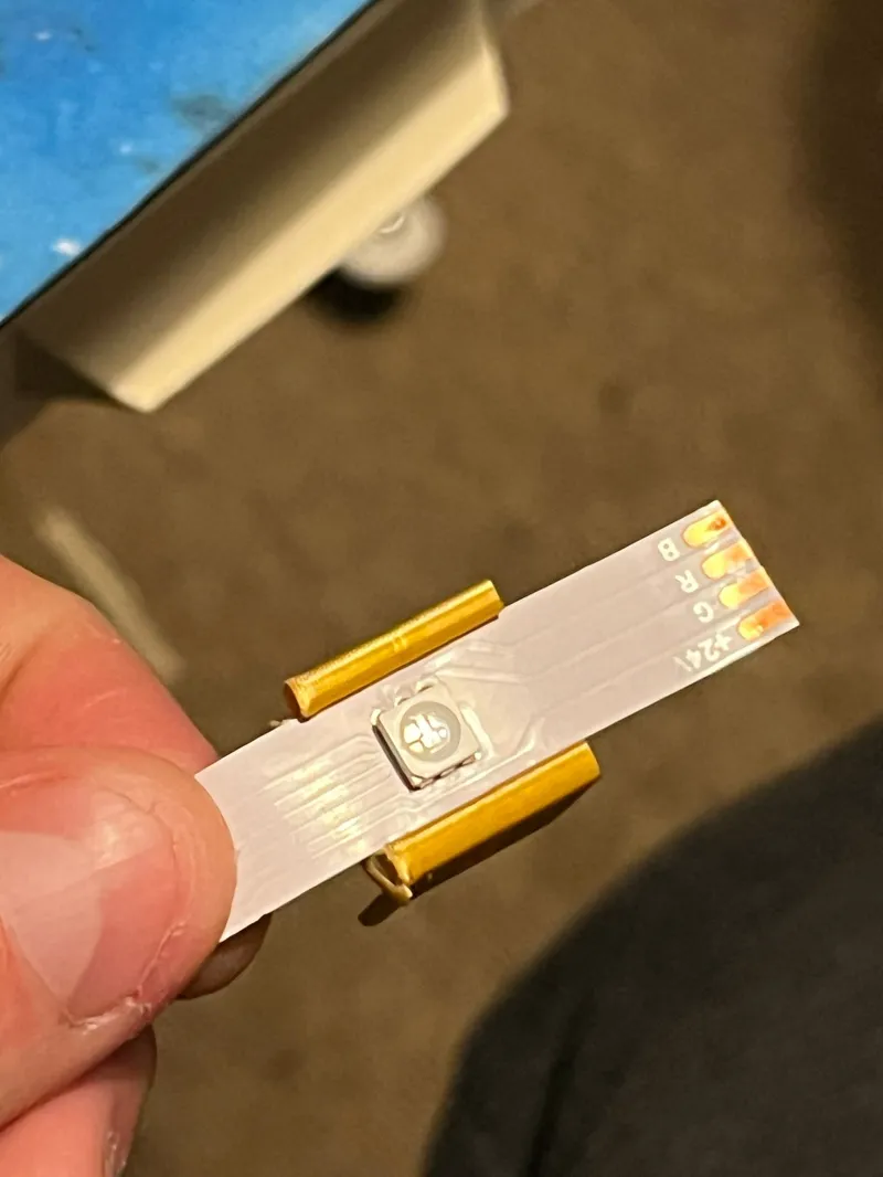 LED Strip Clip 90°