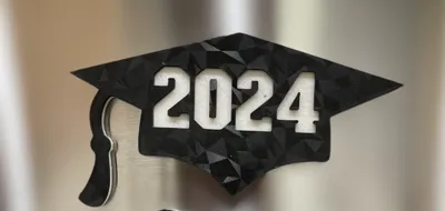 2024 Graduation Cap Magnet