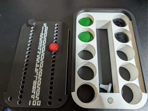 Boîte de rangement et marqueur de score pour Crokinole (remix)