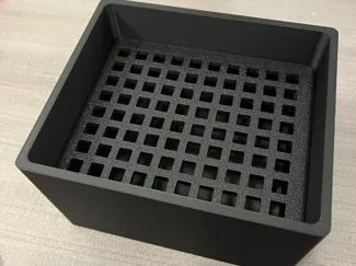 Small box with inset grid floor