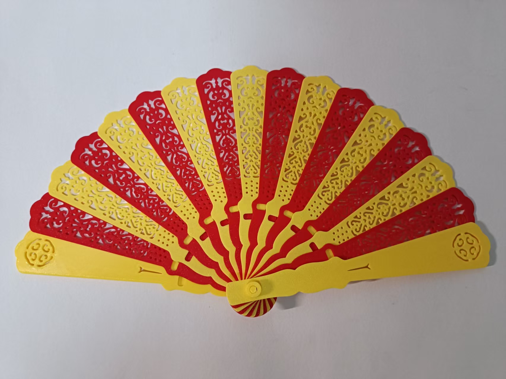 Miniatura 2 do modelo 3D 雕花骨扇不用穿线