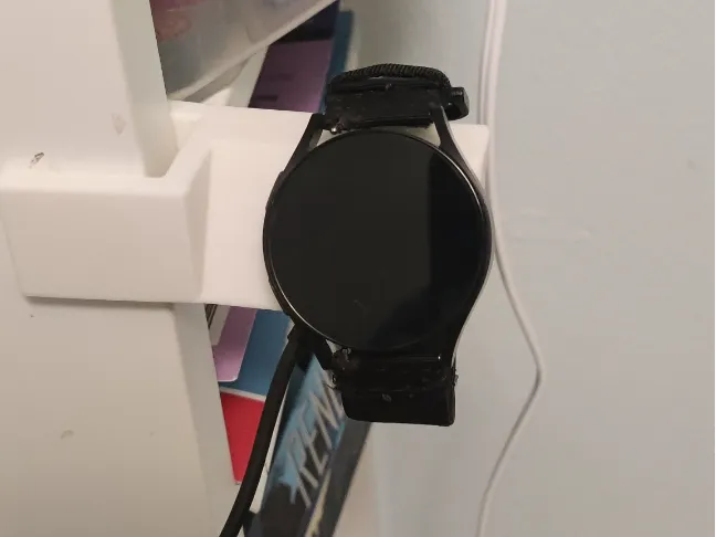 Galaxy watch stand