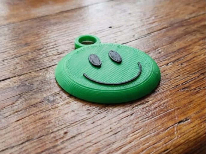 Smiley Face Keychain – Fun, Fast & Easy Print