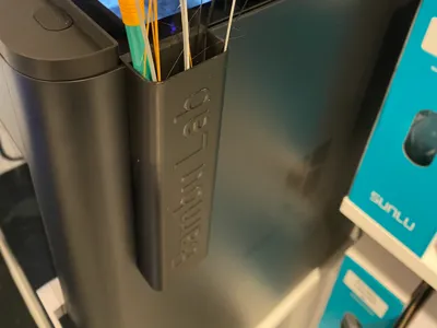 Container for cleaning strips for P and X Series