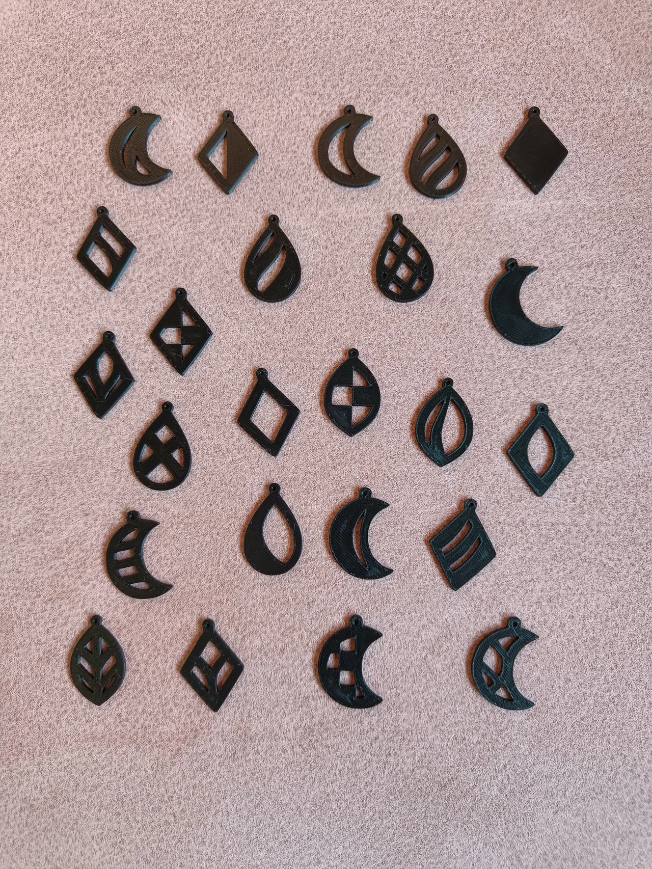 45 earrings set view 3