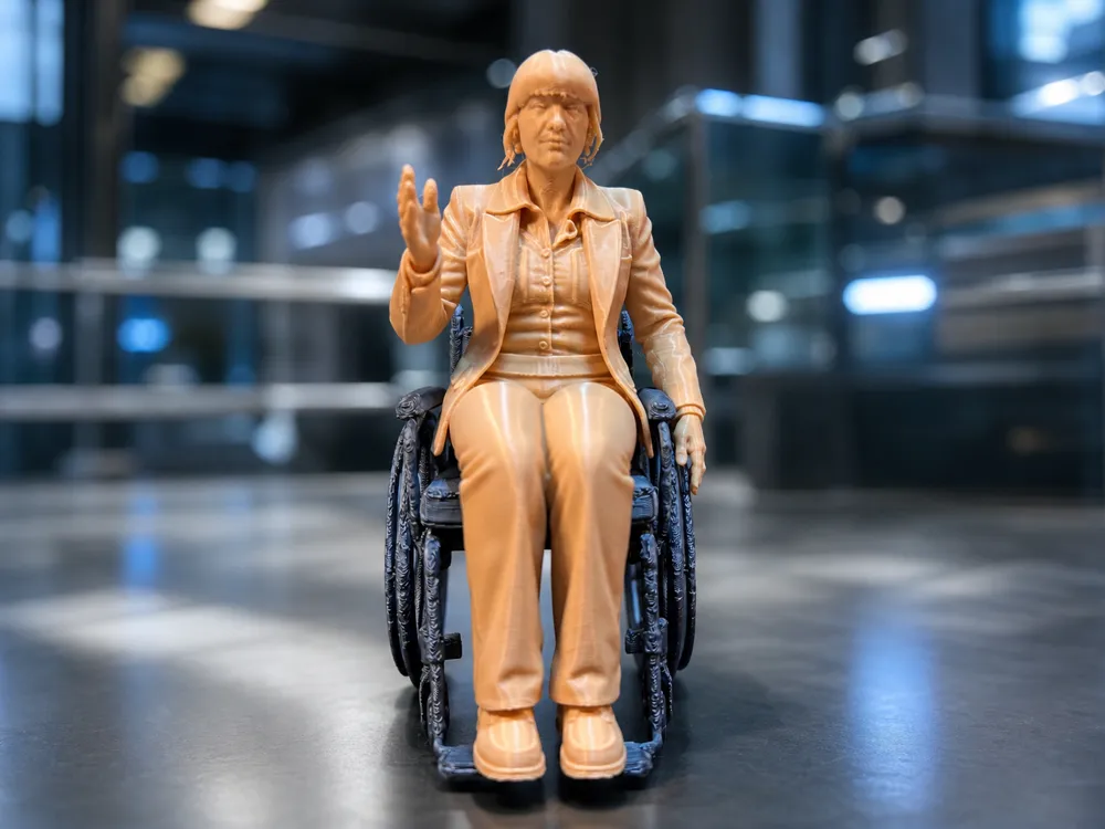 Figura decorativa: Shirley Anne Bingham – Doctor Who 1:10. Referencia del modelo original.