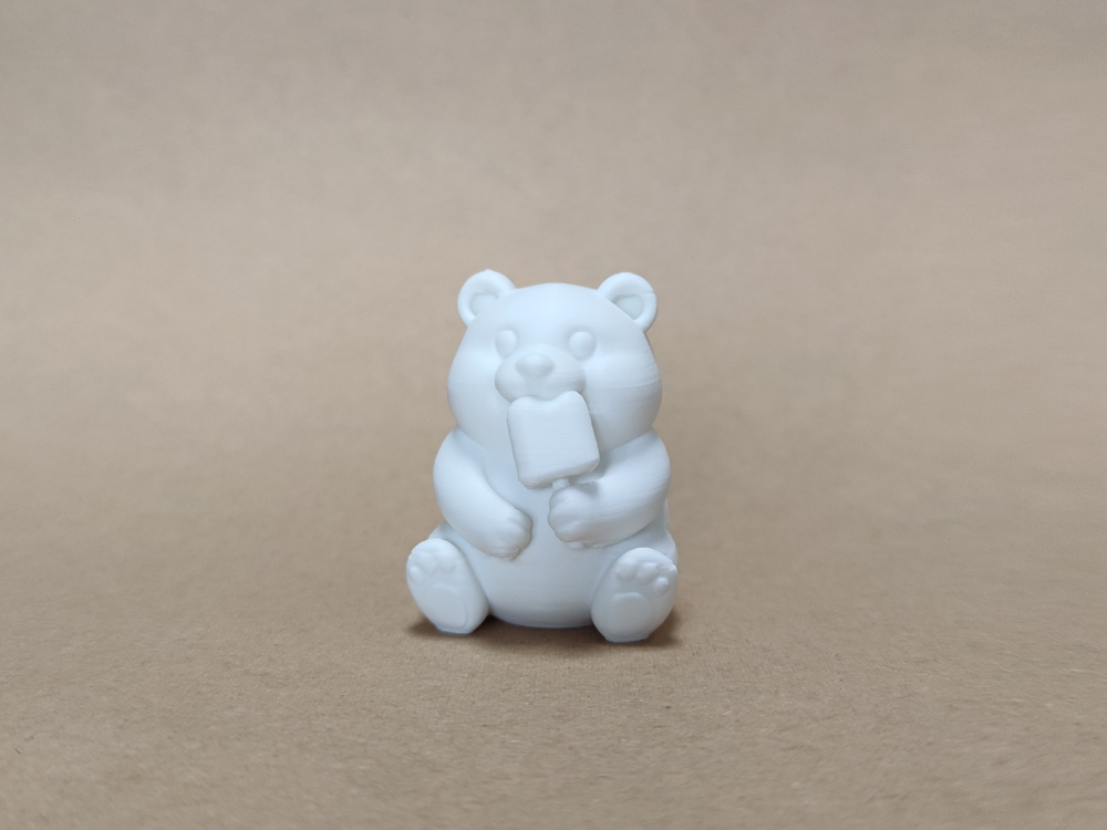 Miniatura 1 do modelo 3D 北极熊吃雪糕
