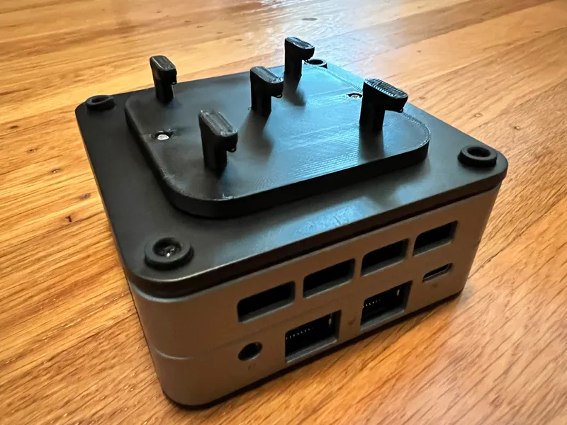 GMKtec N100 Skådis mount