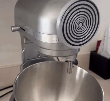 KitchenAid plate for the attachment port cap/cover