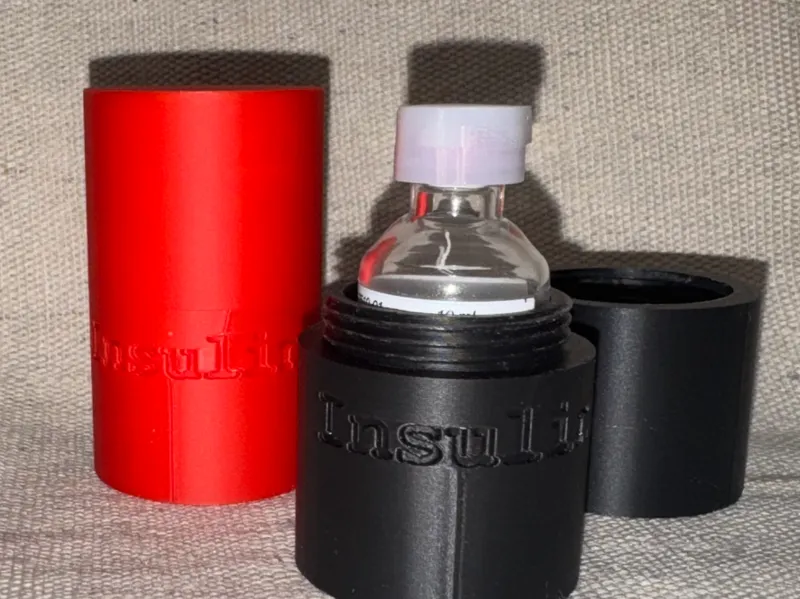 Single insulin vial holder