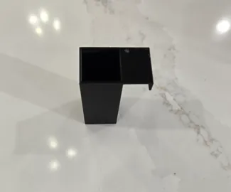 Frozen Cube Feeder
