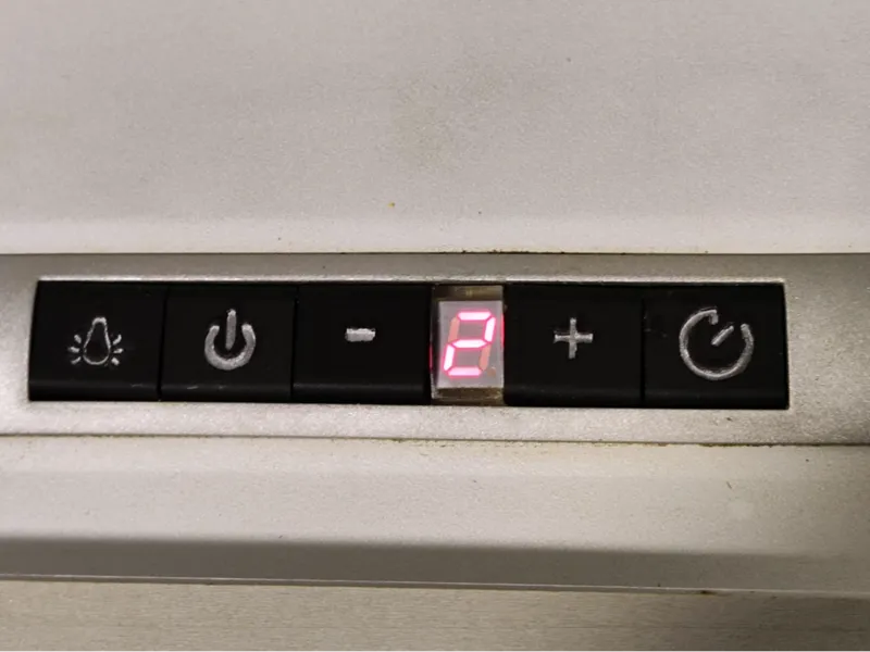 SIEMENS kitchen extractor hood buttons