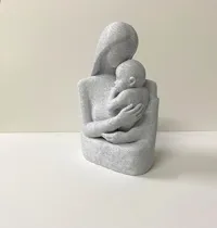 Sculpture étreinte maternelle — photo 4