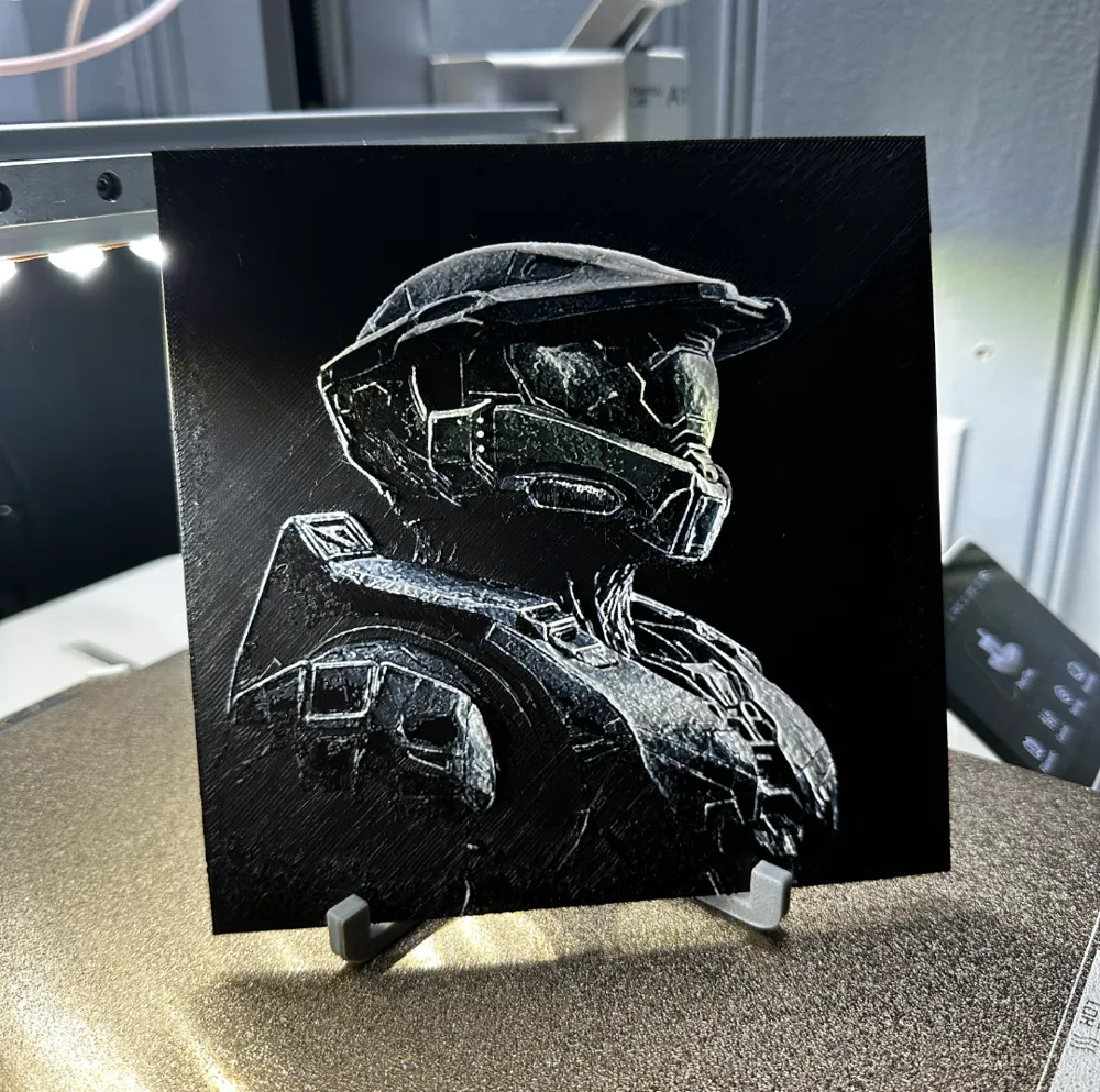 the-legendary-spartan-master-chief-john-117-by-heyderekp-makerworld