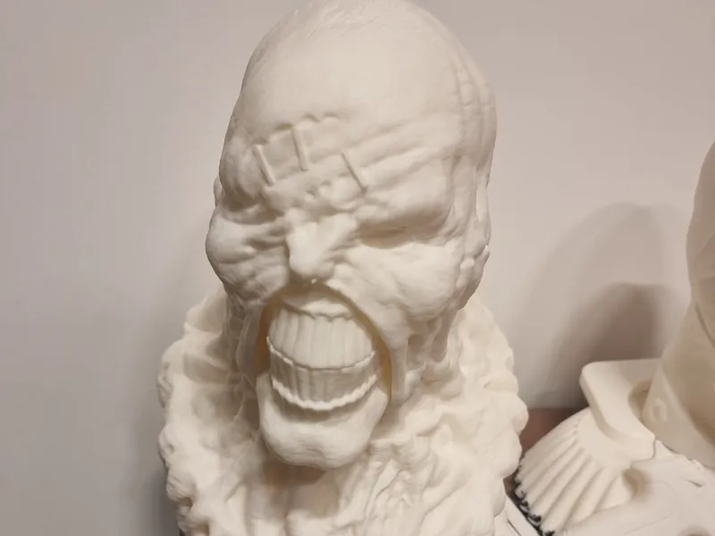 Nemesis bust resident evil 