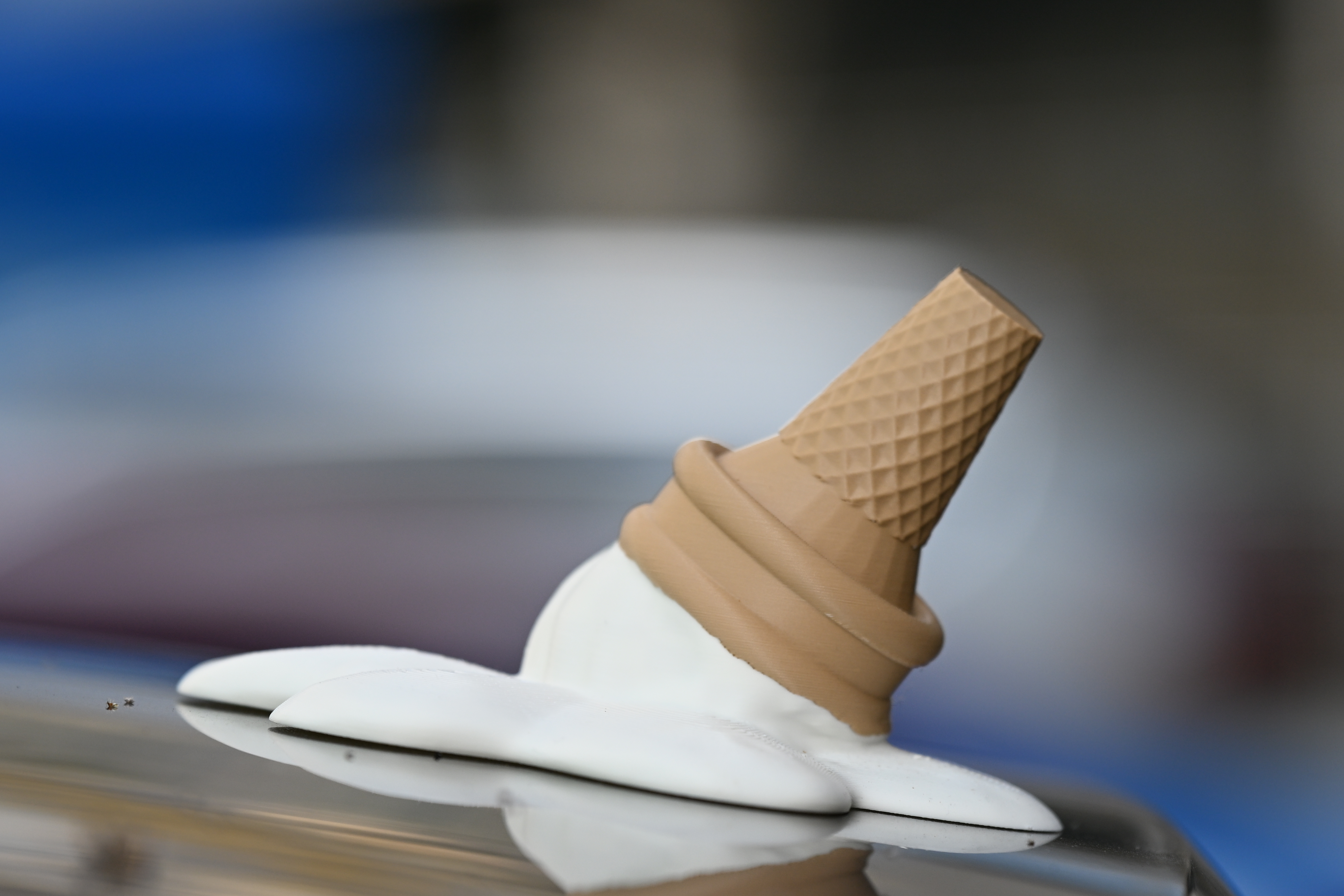 Miniatura 1 do modelo 3D 融化的冰激凌（车尾、车顶摆件）