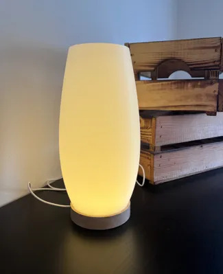 Nachttischlampe 