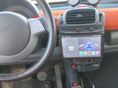 Smart fortwo (450) Tablet Navigation Unit.