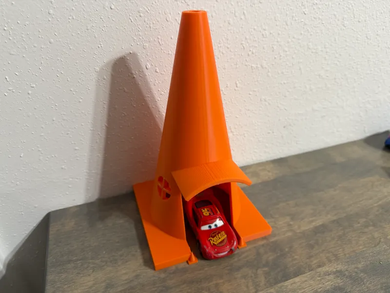 Cone motel