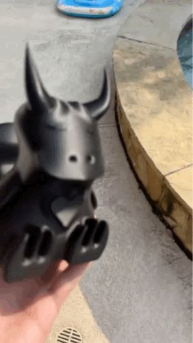 Dragon Desk Pal