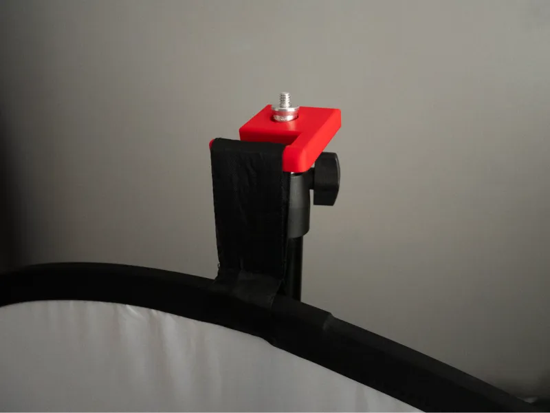 Collapsible Reflector Hook