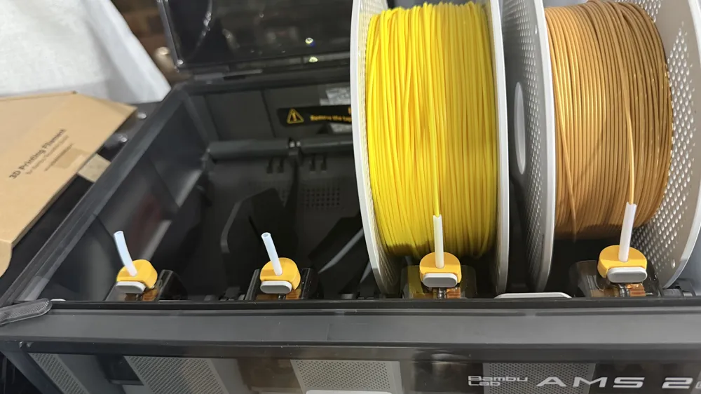 AMS 2 Pro Feed Port Protector by 夏夏夏同学 MakerWorld: Download Free 3D Models