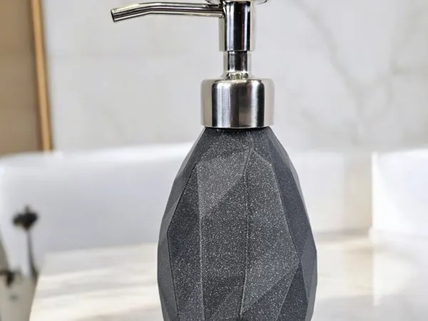 https://makerworld.bblmw.com/makerworld/model/USd51289f6d7702b/design/2025-05-17_0af31ab07fea18.png
