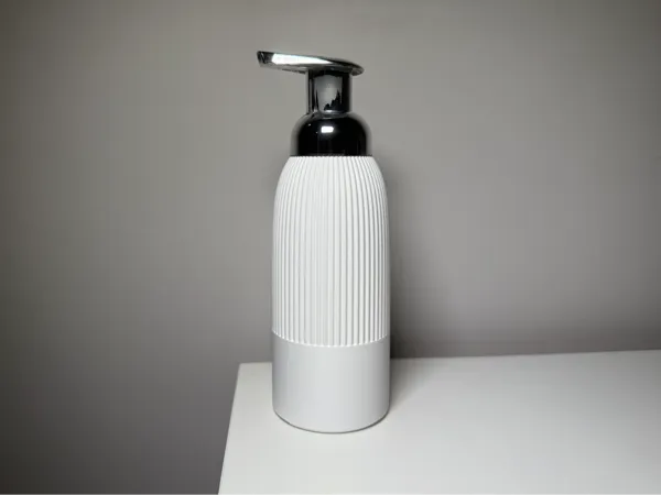 Distributeur de savon style japandi