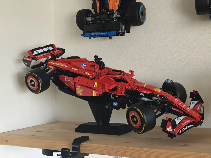42207 Ferrari F1 Stand