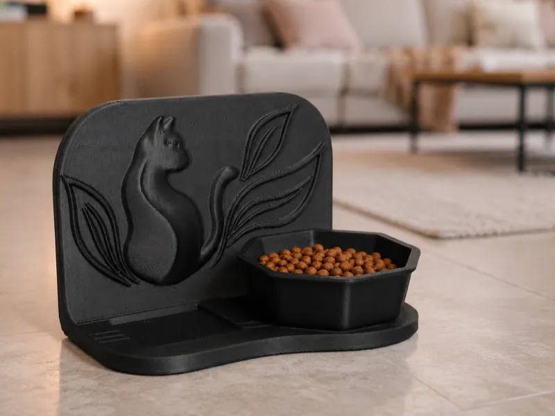 Pet feeder