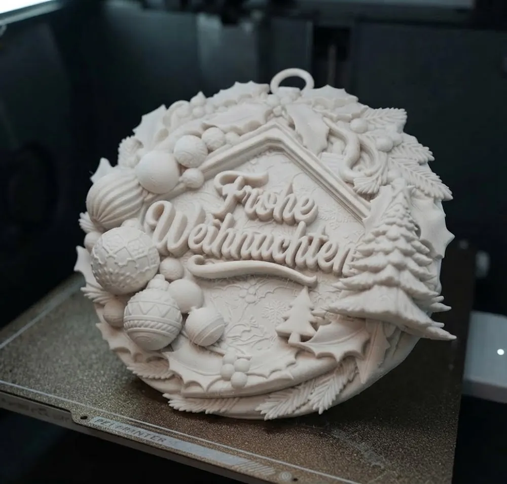 Christmas Wreath 2026 - Free 3D Print Model - MakerWorld