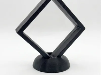 Simple 3D Floating Case Stand (2.8"/ 7x7cm Frames)