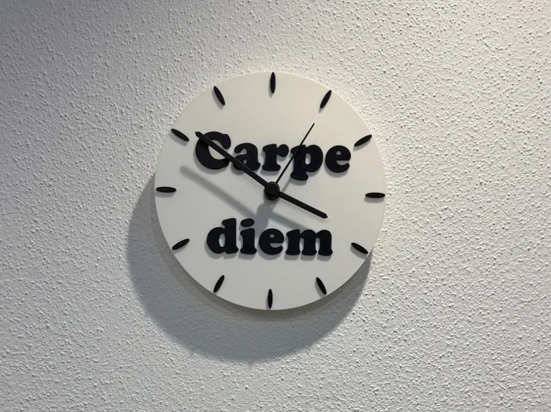 Wanduhr