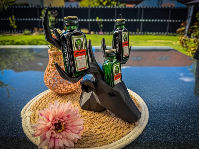 Jaegermeister Hirsch Party Aufsteller 